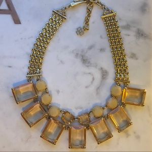 Ann Taylor - Statement Necklace - Pink & Gold 💕